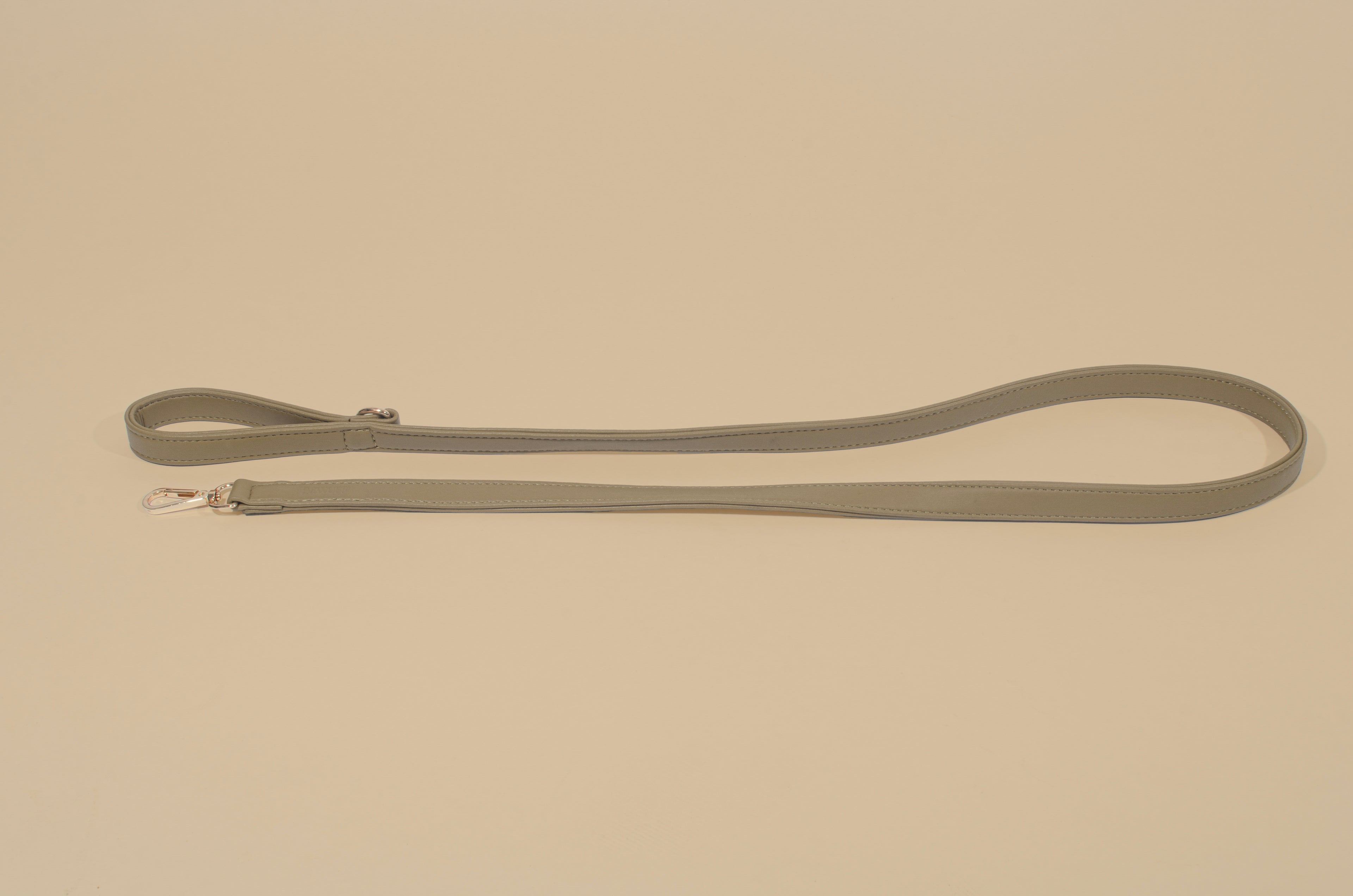 Beige Short Leash